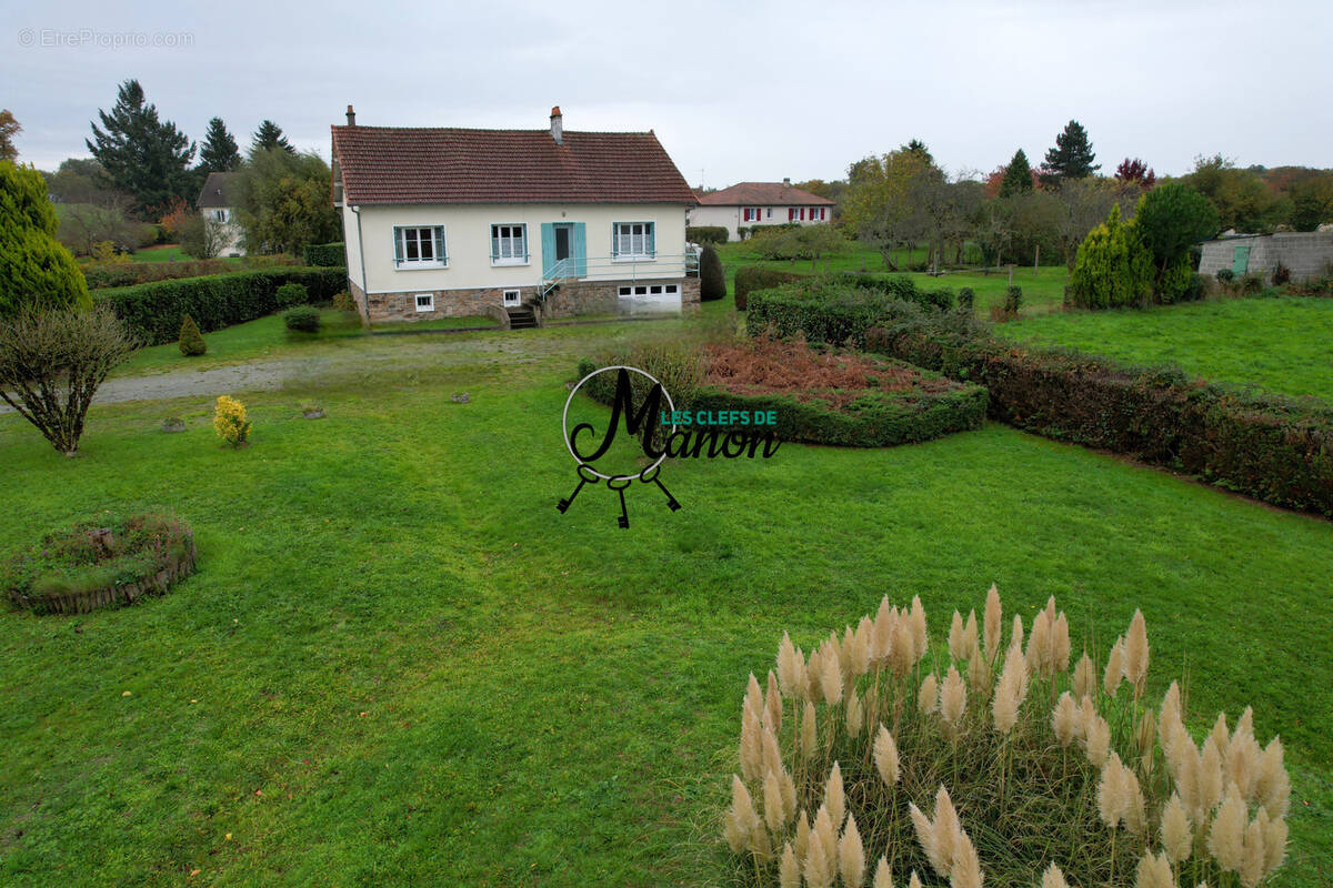 Maison à SAINT-SORNIN-LEULAC