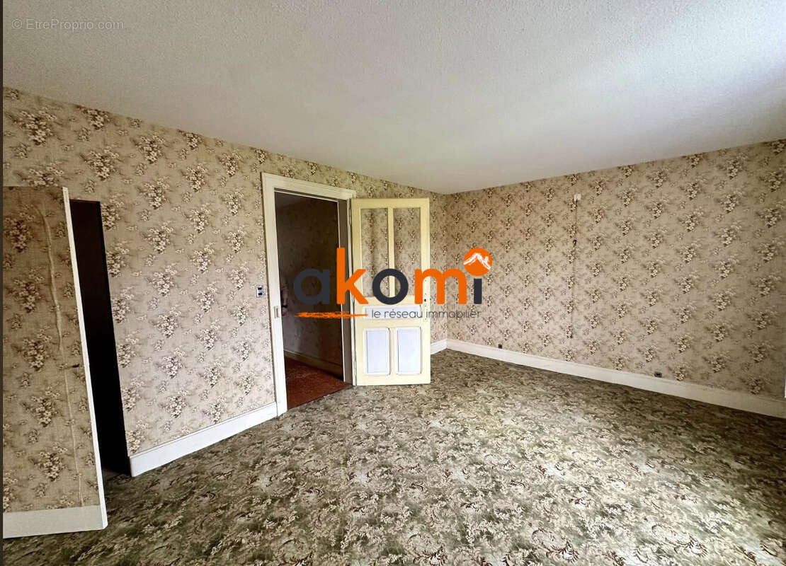 Maison à CIREY-SUR-VEZOUZE