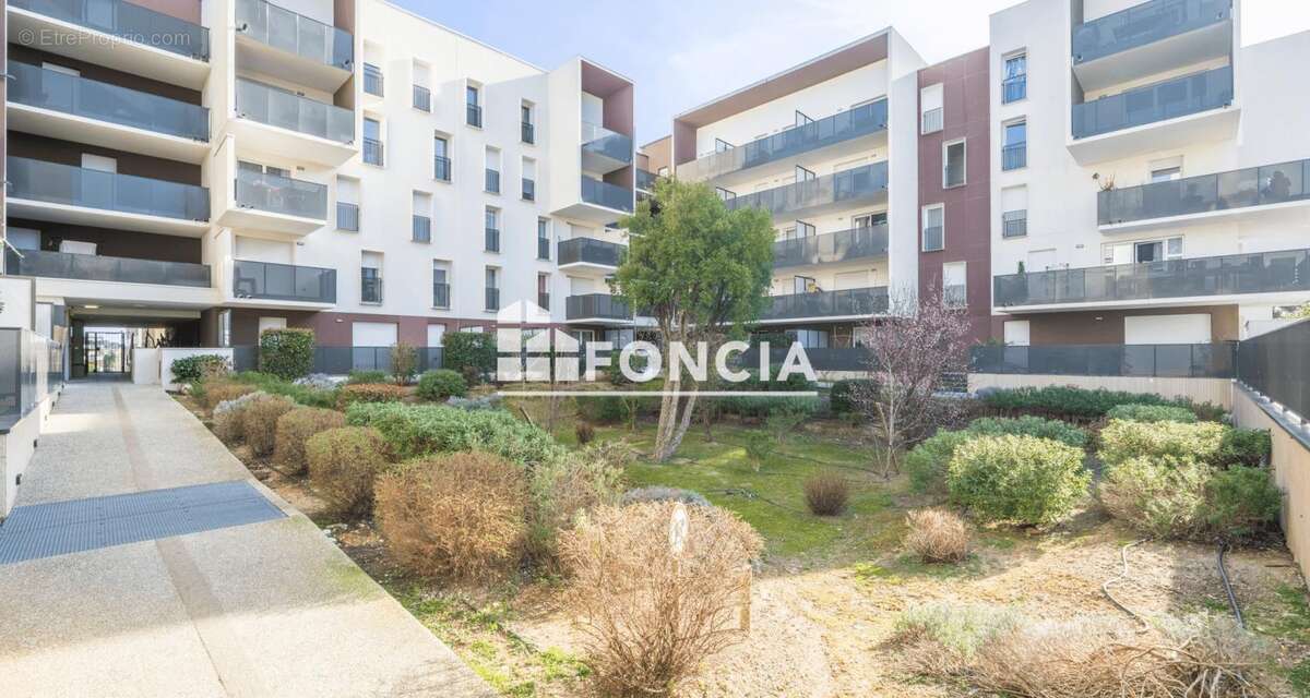 Appartement à JUVIGNAC
