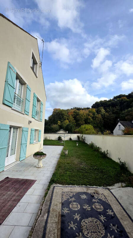 Maison à VERNEUIL-EN-HALATTE