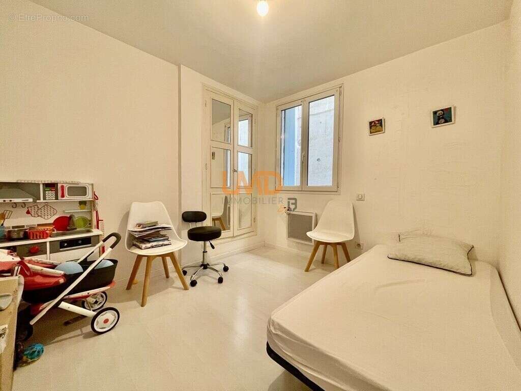 Maison à ALIGNAN-DU-VENT