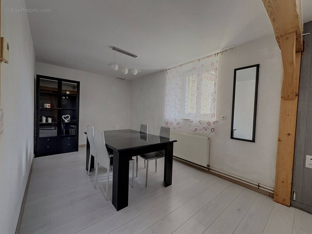 Appartement à LE RUSSEY