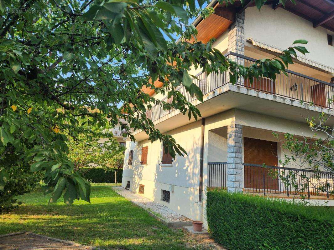 Appartement à ANNEMASSE