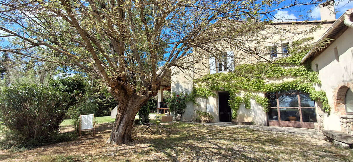 Maison à LA GARDE-ADHEMAR