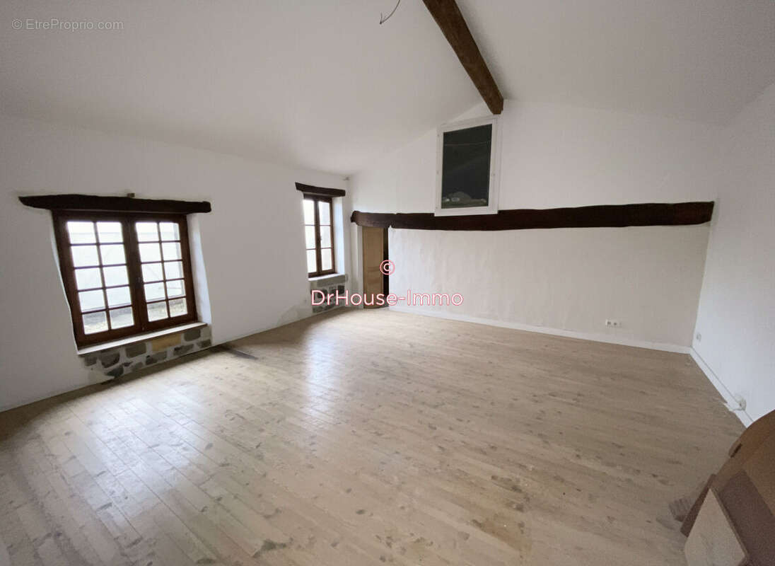 Maison à MIRABEL