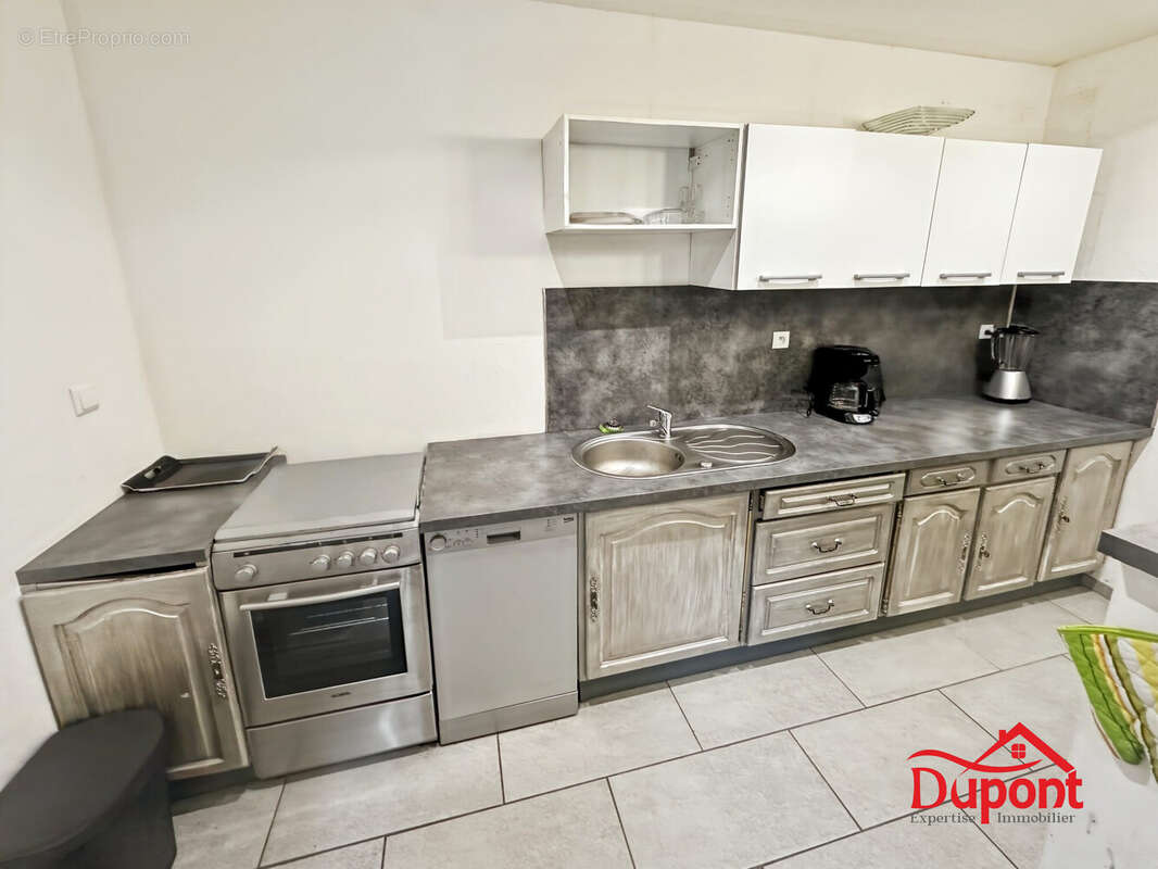 Maison à SOLRE-LE-CHATEAU