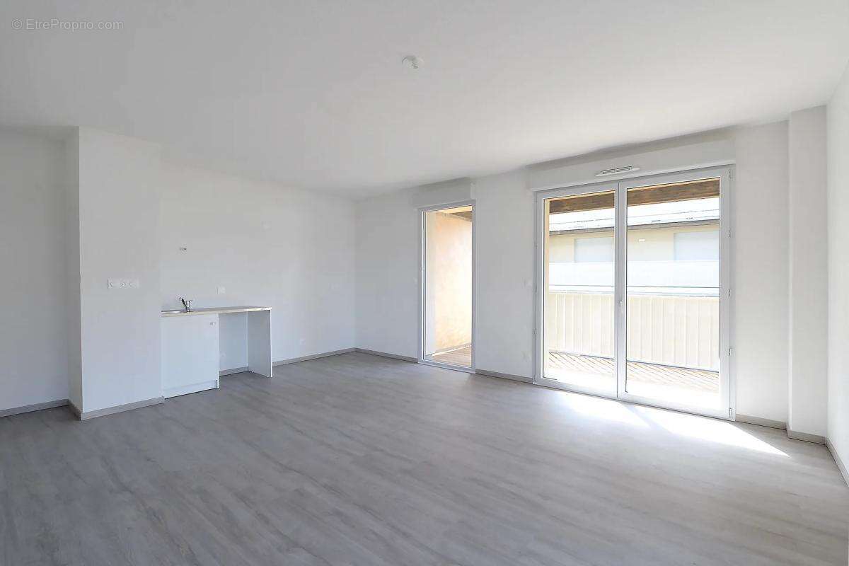 Appartement à RAMONVILLE-SAINT-AGNE