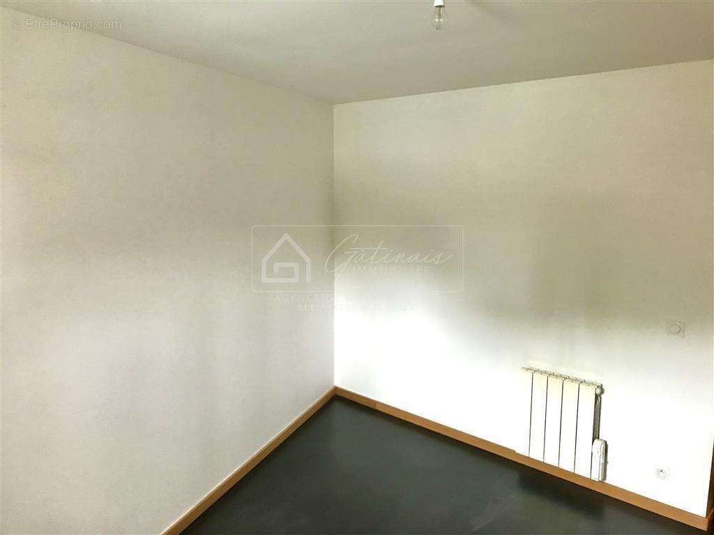 Appartement à MILLY-LA-FORET