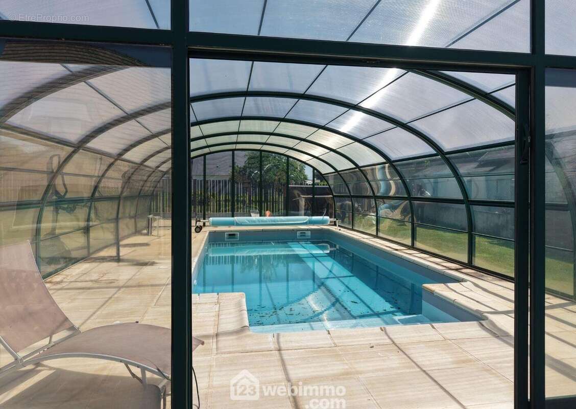 Maison 167 m² à Ploubezre  - photo 4