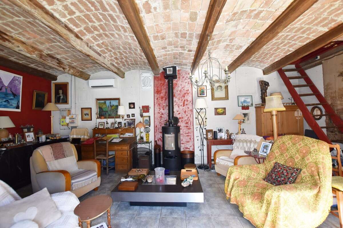 Maison à CASSAGNOLES