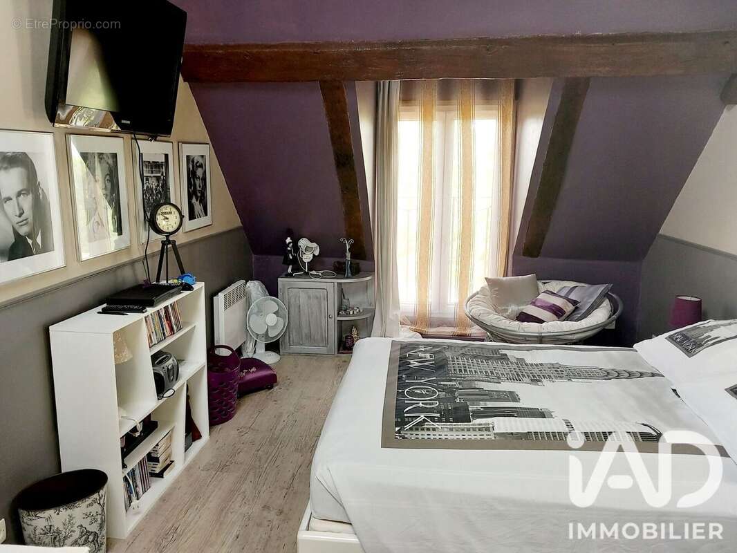 Maison 160 m² à Beaumont-Les-Autels  - photo 5