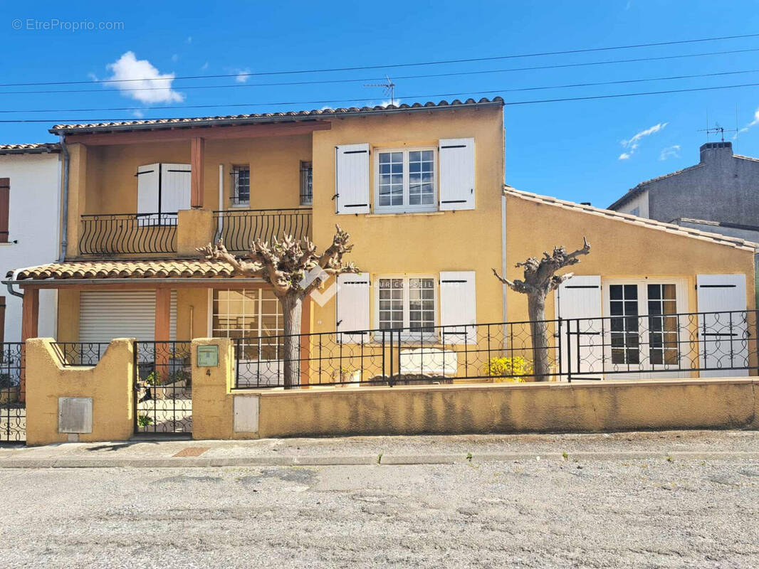 Maison à PEZENS