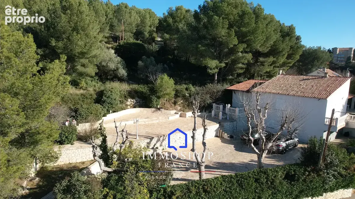 Photo Maison à Allauch au prix de 840 000€
