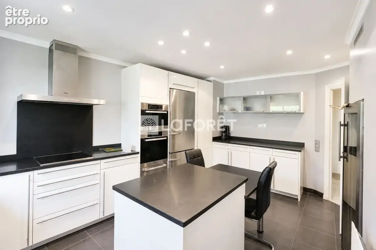 Appartement Mougins 5 pièce(s) 215 m2 - photo 7
