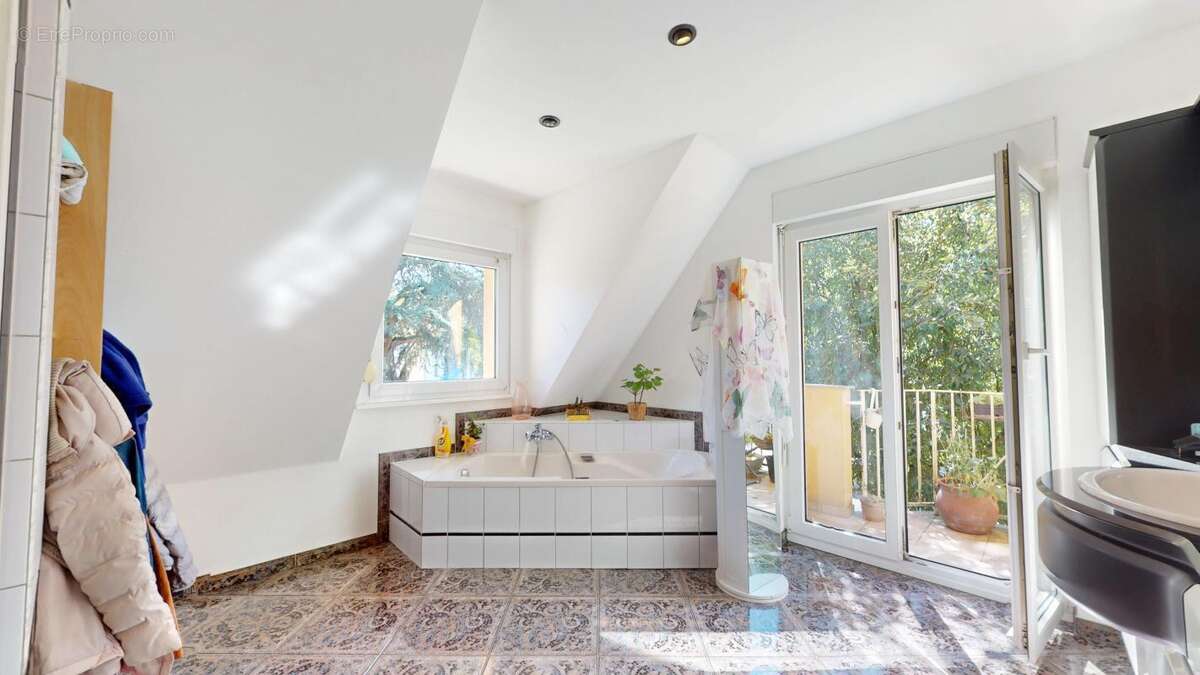 Maison à MORSCHWILLER-LE-BAS