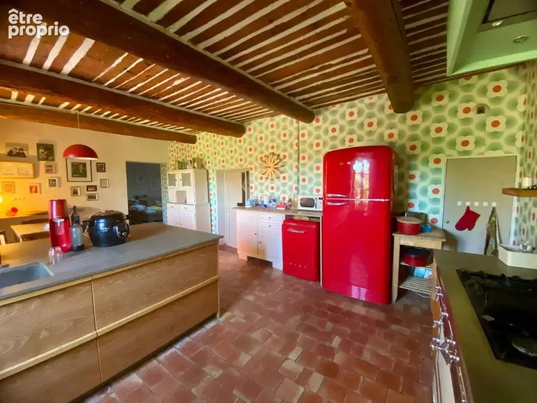Maison à PELISSANNE