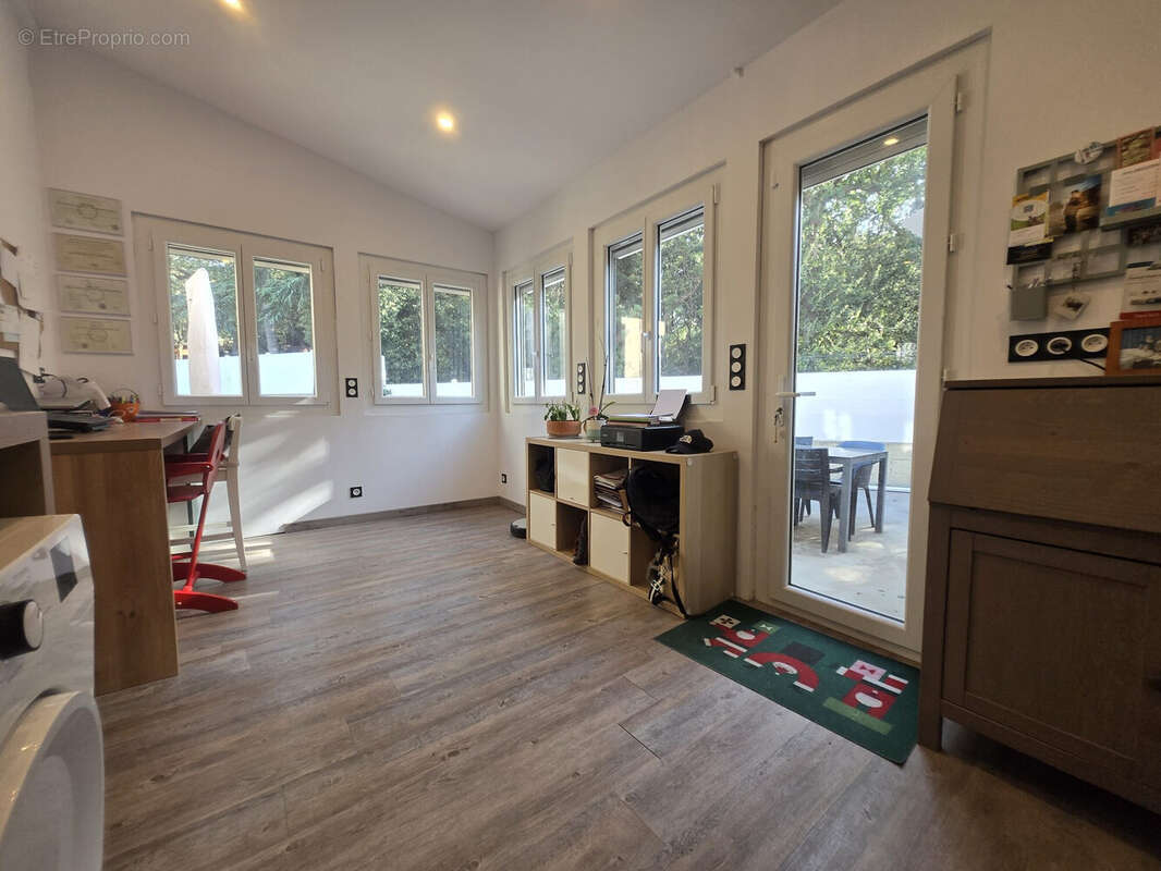 Maison 129 m² à Villelongue-Dels-Monts  - photo 5