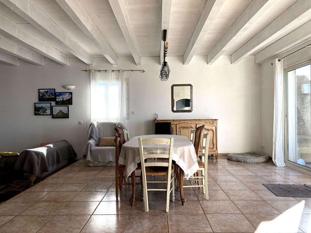 Maison à GRABELS