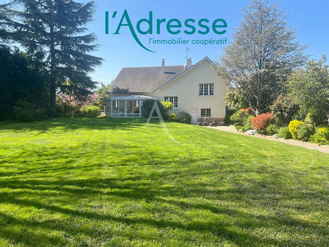 Maison à CHAMPS-SUR-MARNE