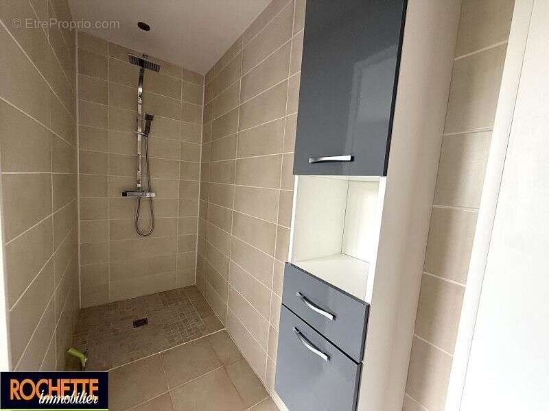 Maison 83 m² à Saint-Just-La-Pendue  - photo 4