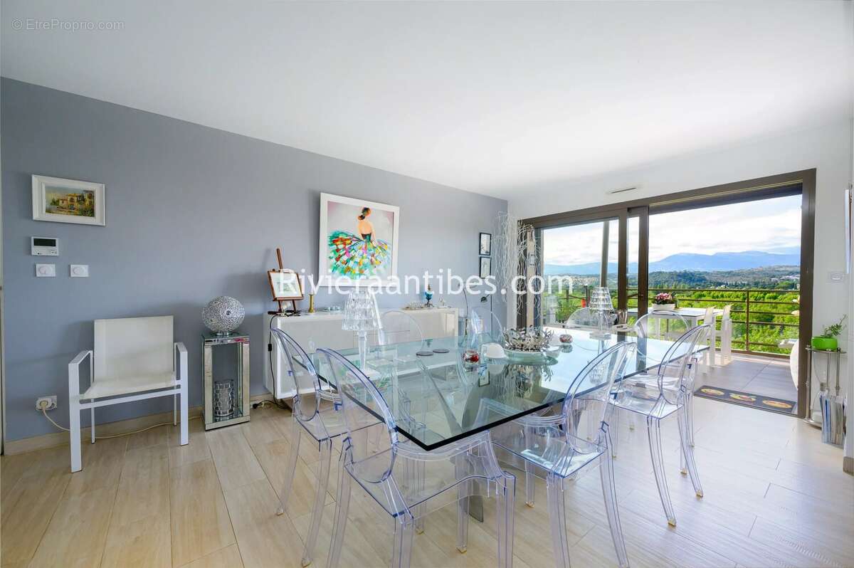 Antibes dernier etage 5p vue verdure et mer - photo 19