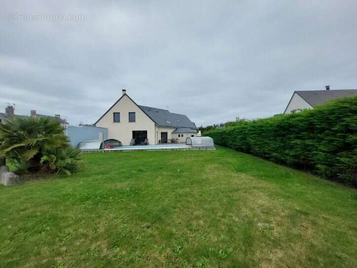 Maison à BREVILLE-SUR-MER