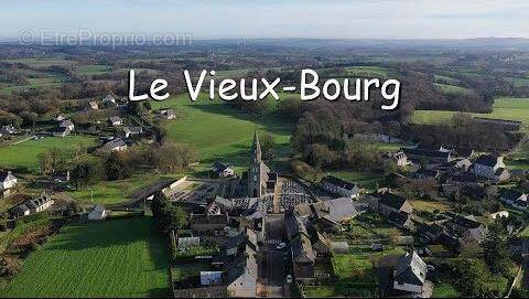 Maison à LE VIEUX-BOURG