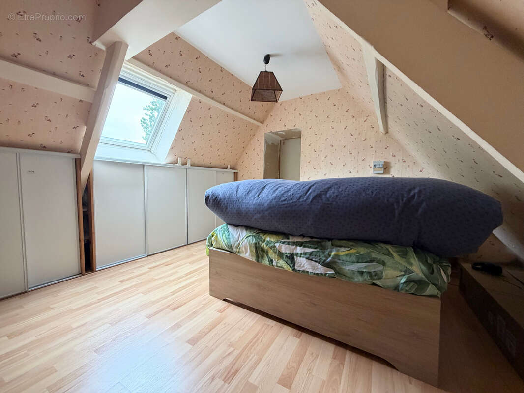 Maison familiale avec grand garage, carport et jardin - photo 21