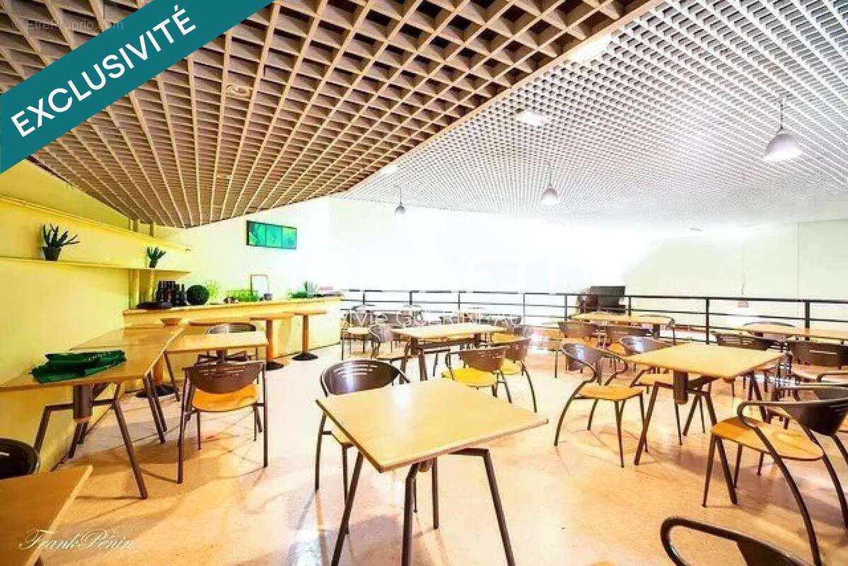 Photo 5 - Commerce à DAX