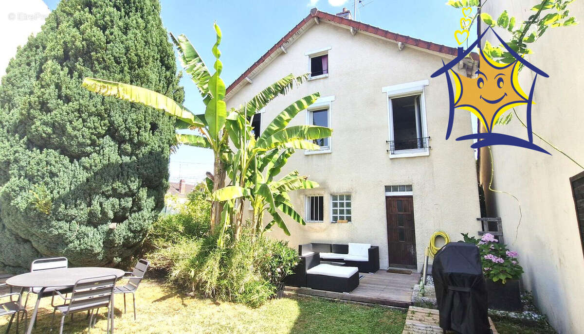 Maison à VIRY-CHATILLON