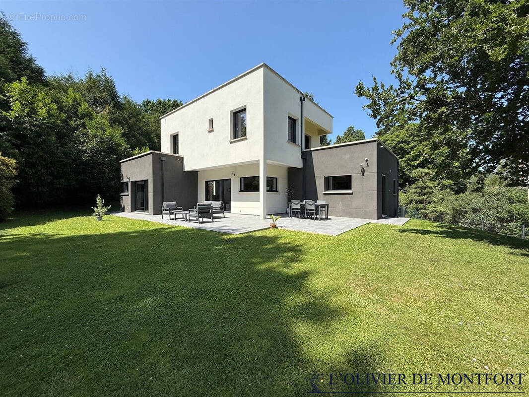 Maison à MONTFORT-L'AMAURY