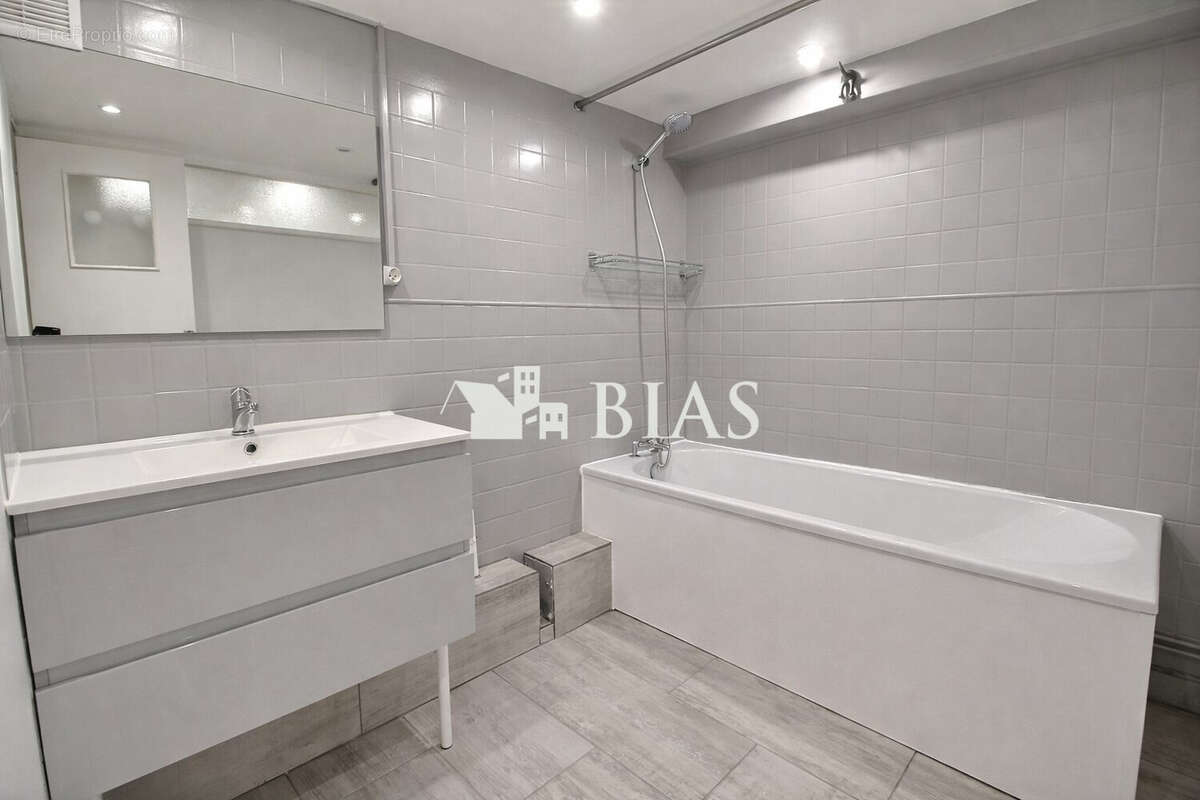 salle de bains - Appartement à ROUEN