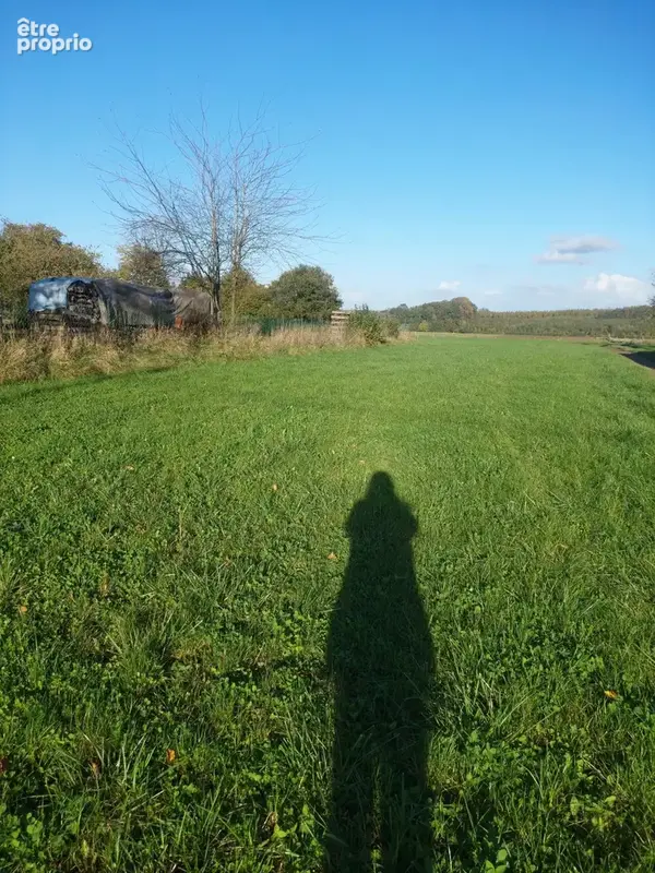 Terrain à BEAUMONT-EN-BEINE