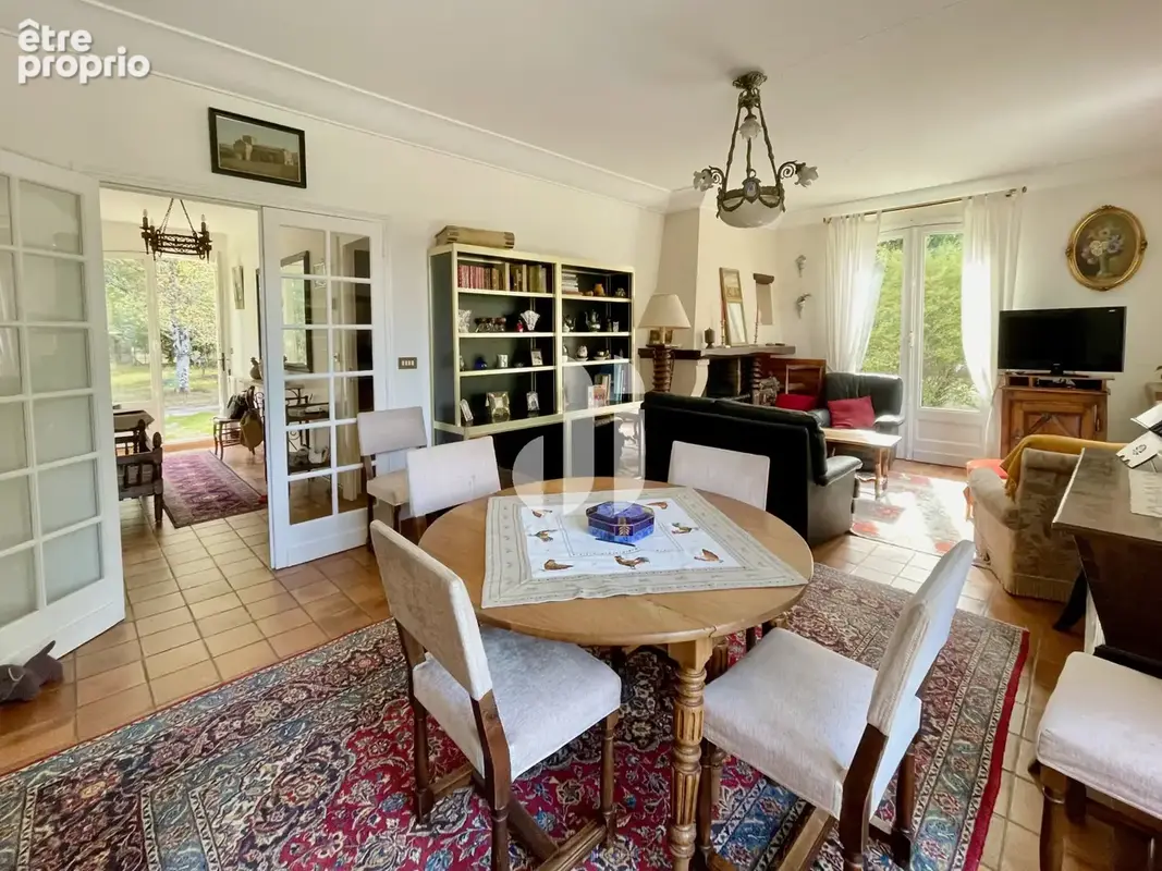 Gradignan maison plain-pied 154 m2, 5ch + dépendance + piscine - photo 3
