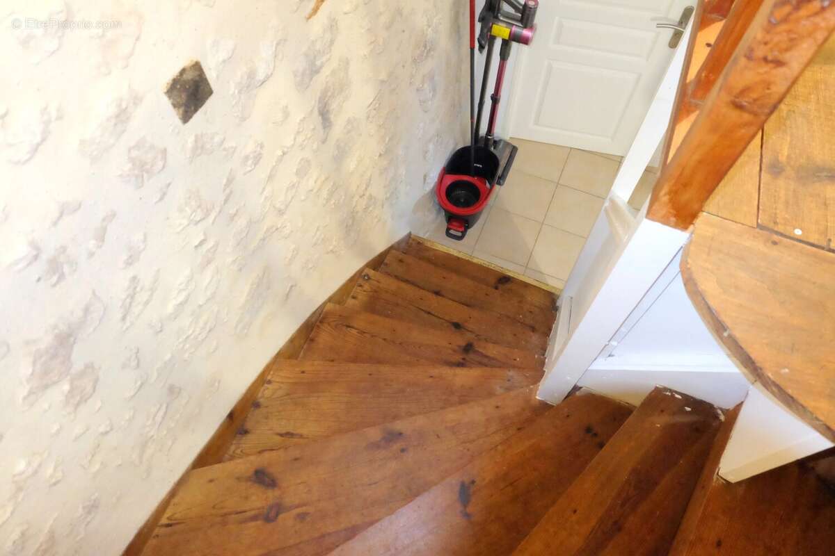 Appartement à LA SAUVETAT-DU-DROPT