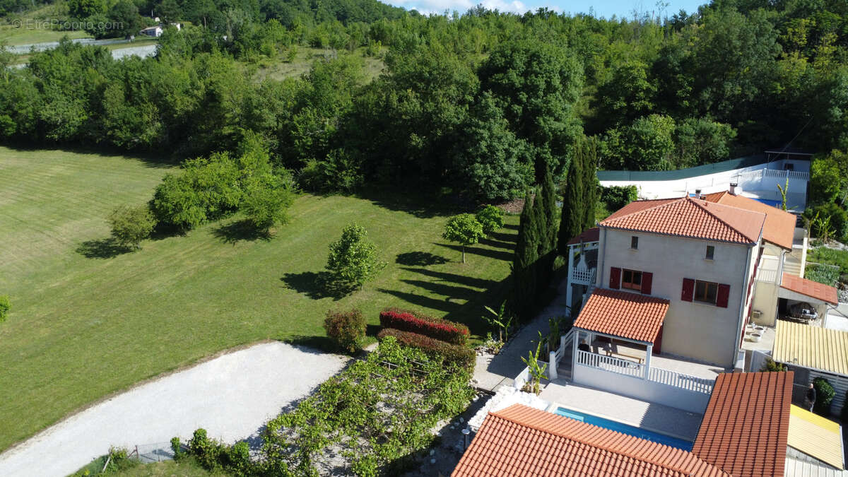 Maison à CAZES-MONDENARD