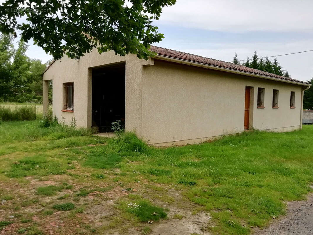 Maison à POUCHARRAMET