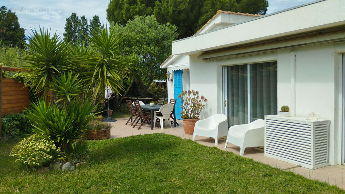 Maison à HYERES