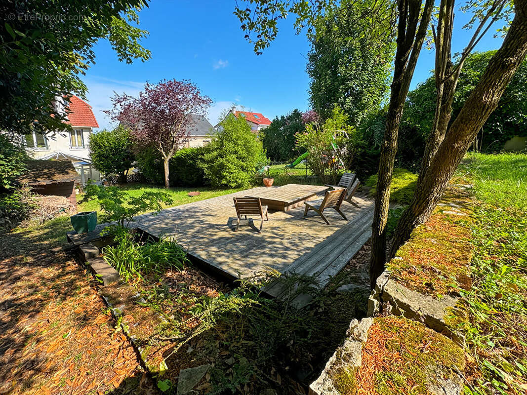Maison à ROSNY-SOUS-BOIS