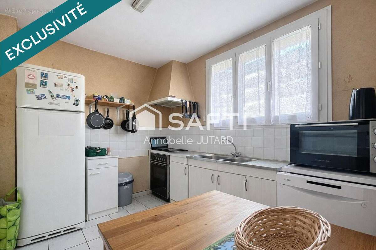 Maison 110 m² à Amboise  - photo 7