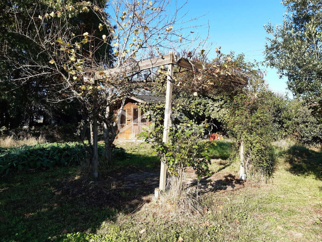 Maison à SAINT-CIERS-DE-CANESSE