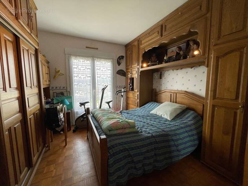 Maison à DECAZEVILLE