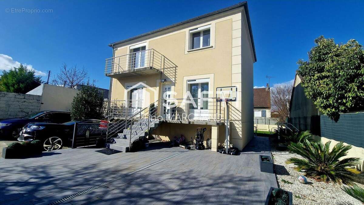 Photo 2 - Maison à BEZONS