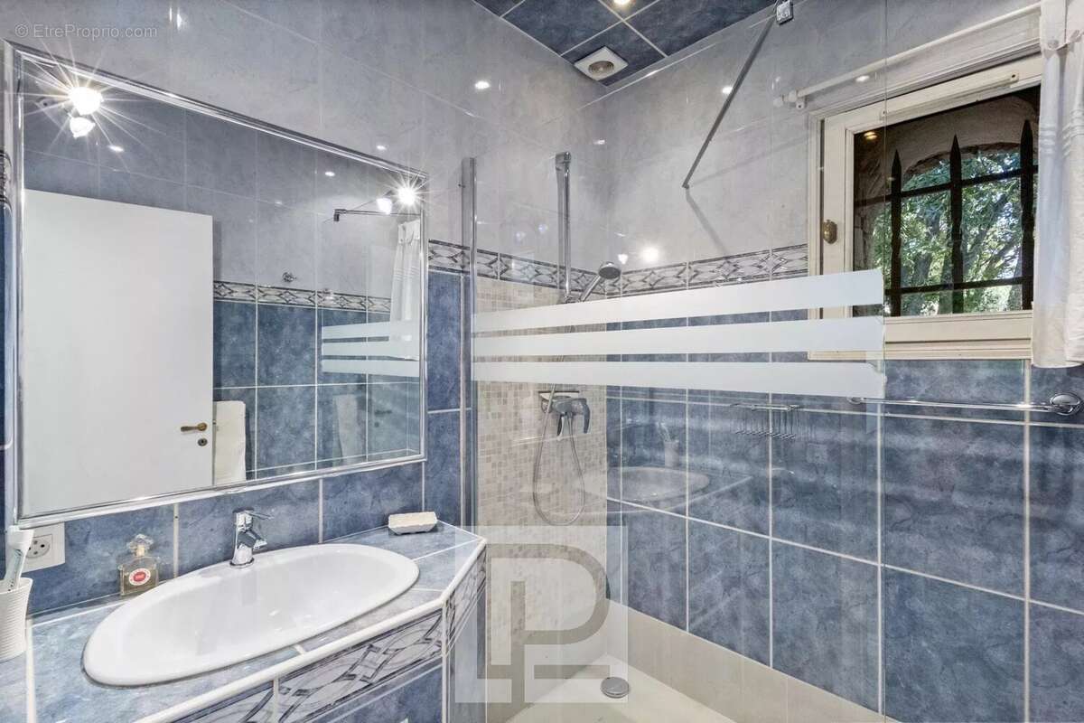 Superbe propriété de charme au calme absolu avec tennis – Aux portes de Mougins - photo 28