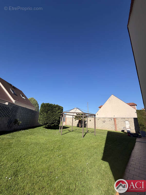 Maison à BORNEL