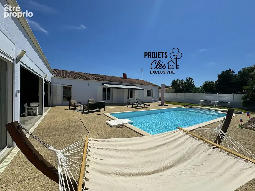 Maison 3 chambres avec piscine, studio et garage de plus de 100m2 - photo 2