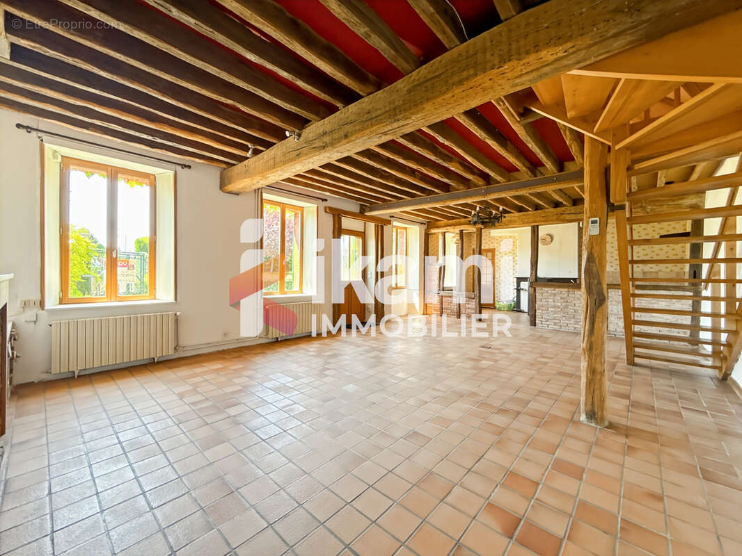 Maison 5 pièces de 100 m2 à St Maurice aux Riches Hommes 89190 - photo 2