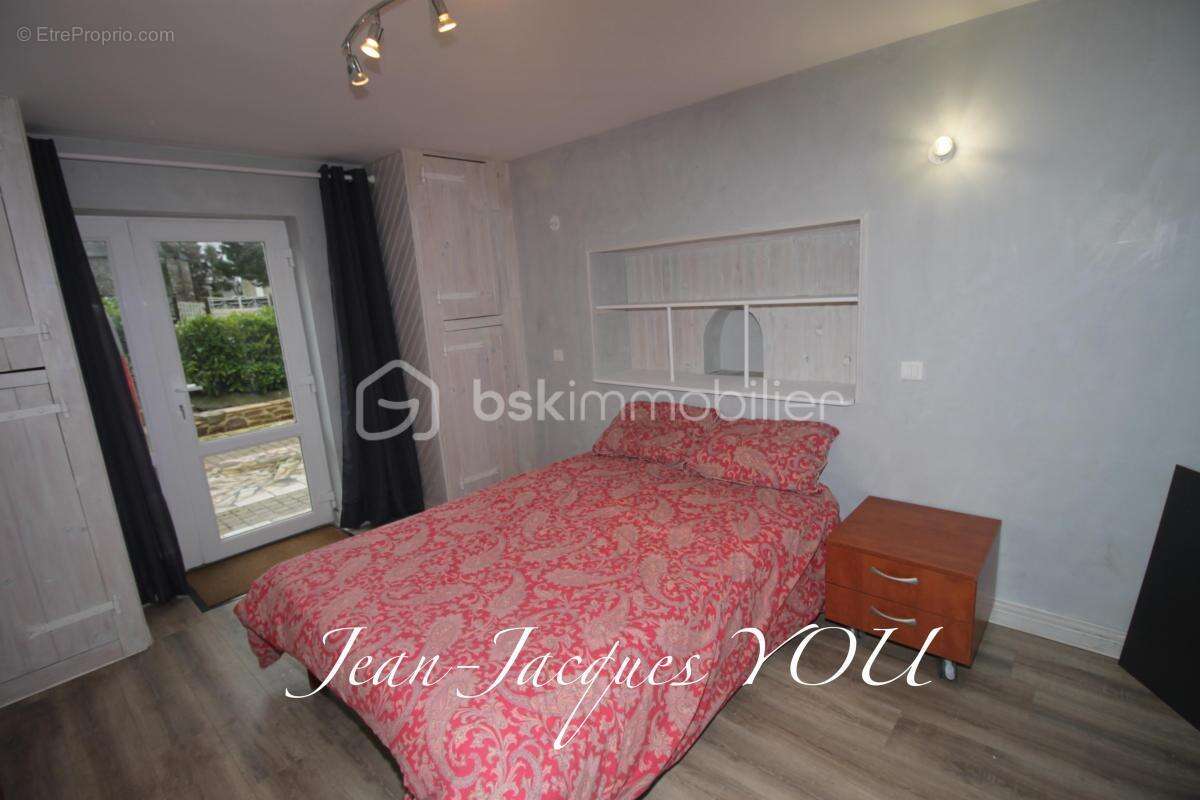 Maison à VILLEDIEU-LES-POELES