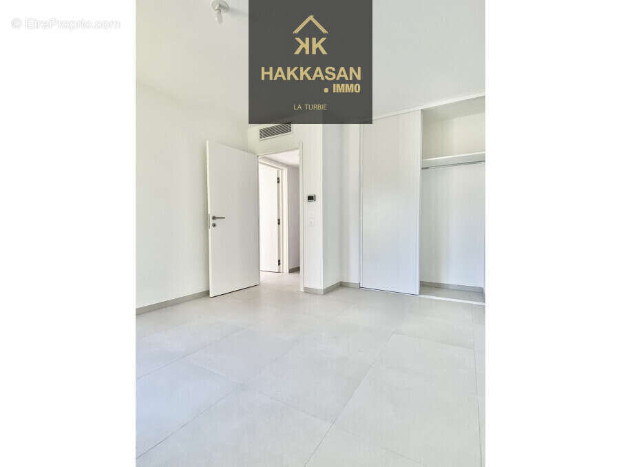 Appartement à LA TURBIE