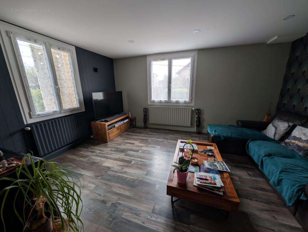 Maison à RUMILLY